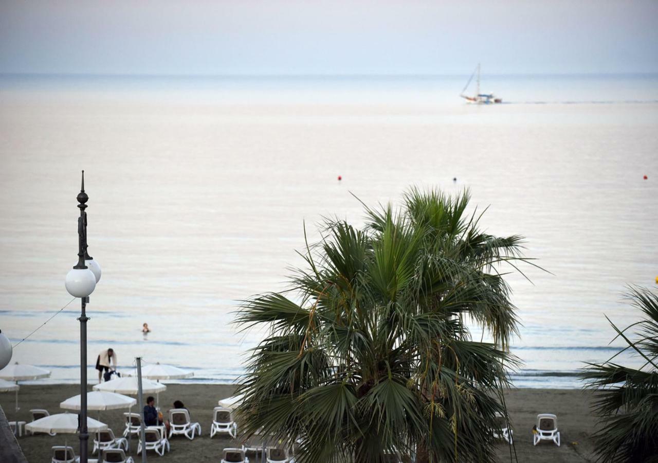 Hai Hotel Larnaca Exteriér fotografie